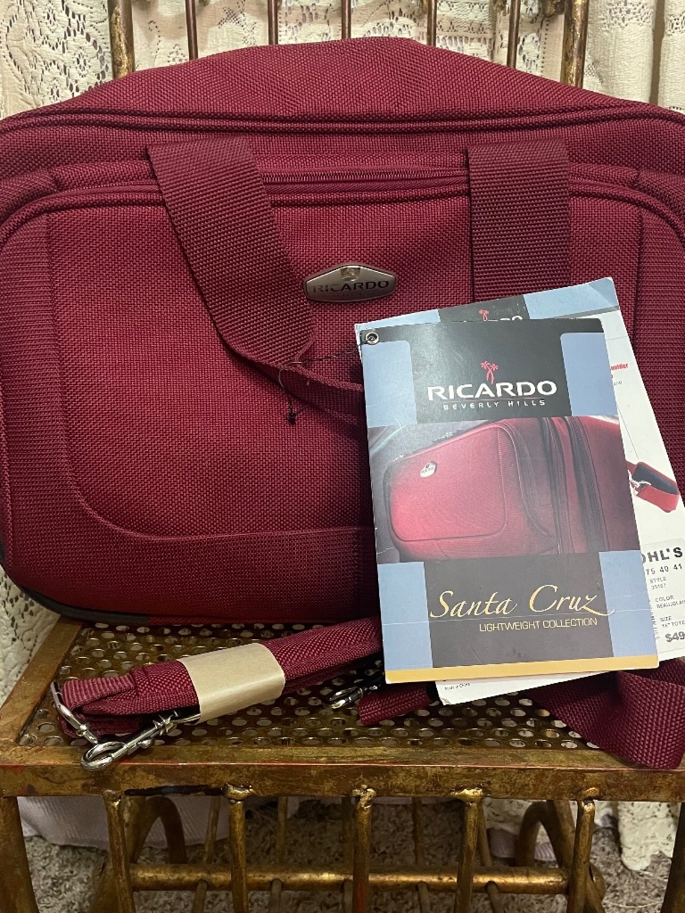 Ricardo: NWT multi compartment shoulder bag